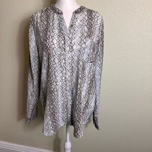 Como Black Women's Blouse Size XL Button Up Snake Print‎ Brown Lightweight